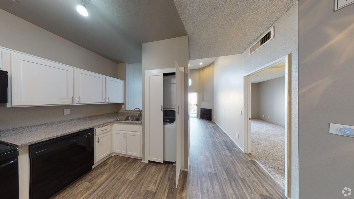 3D Tour - Canyon Crest