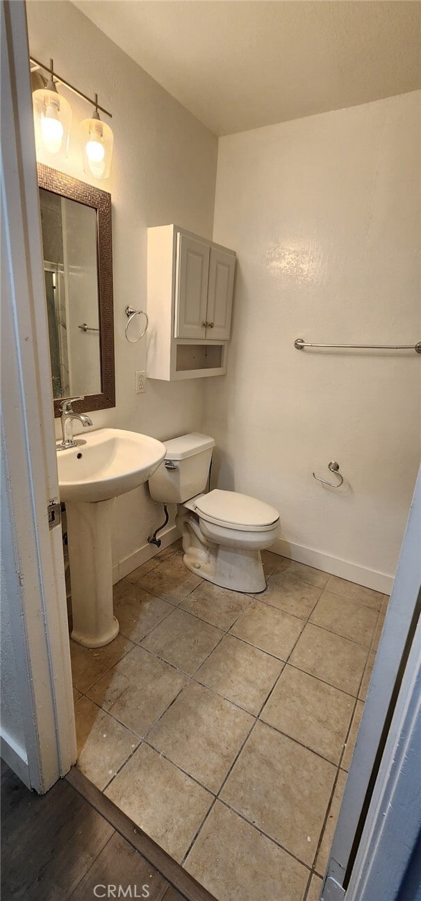 Photo - 601 W 1st St