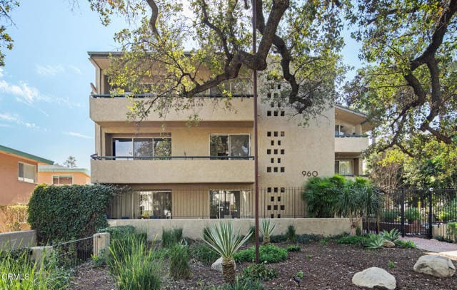 Building Photo - 960 San Pasqual St Unit 210