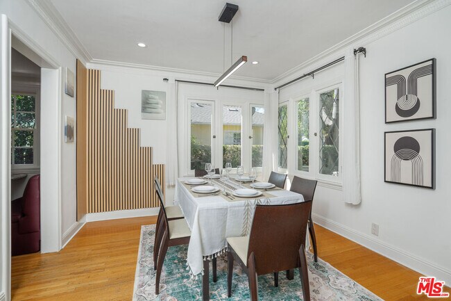 Photo - 4712 Burnet Ave