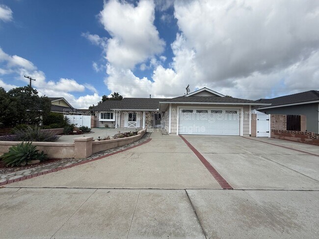 Photo - 1737 Wolverton Ave