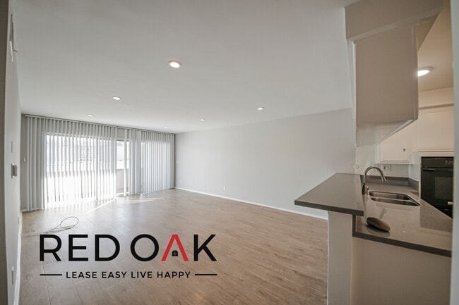 Photo - 4329 Colfax Ave Unit 207