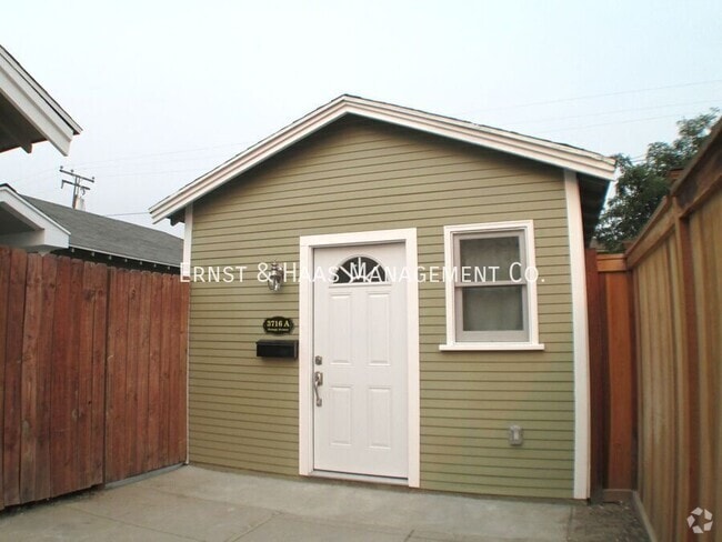 Building Photo - 3716 Orange Ave Unit #A Rental