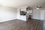 1BR, 1BA - 700SF - Living Room - Alders Apartment Company