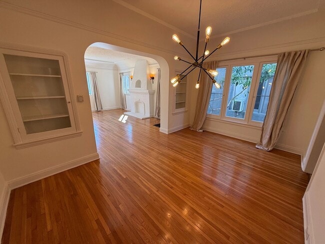 Photo - 339 N Orange Dr Unit 1