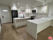 Photo - 5019 W Maplewood Ave