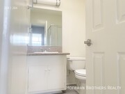 Photo - 1642 Barry Ave Unit 12