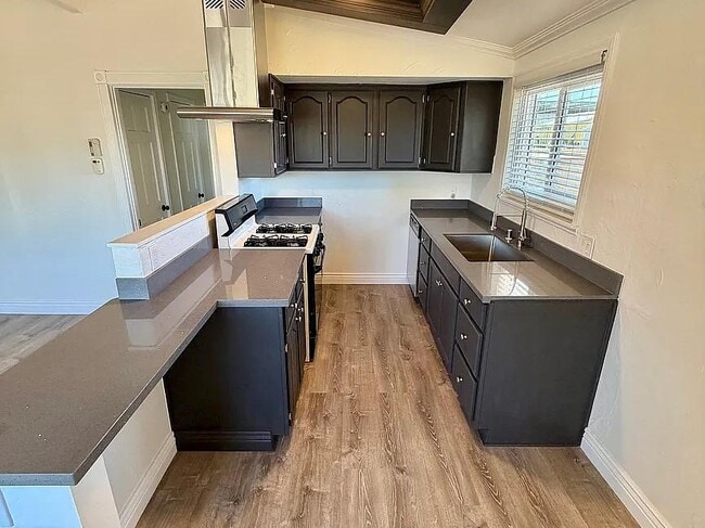 Photo - 2028 W Oldfield St