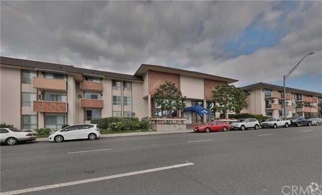Building Photo - 5585 E Pacific Coast Hwy Rental