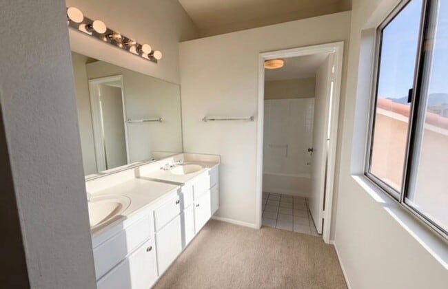 Photo - 2565 W Fairview Dr