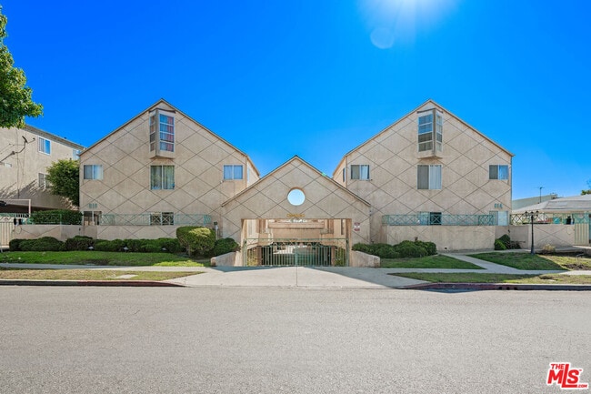 Photo - 610 Venice Way Unit 101