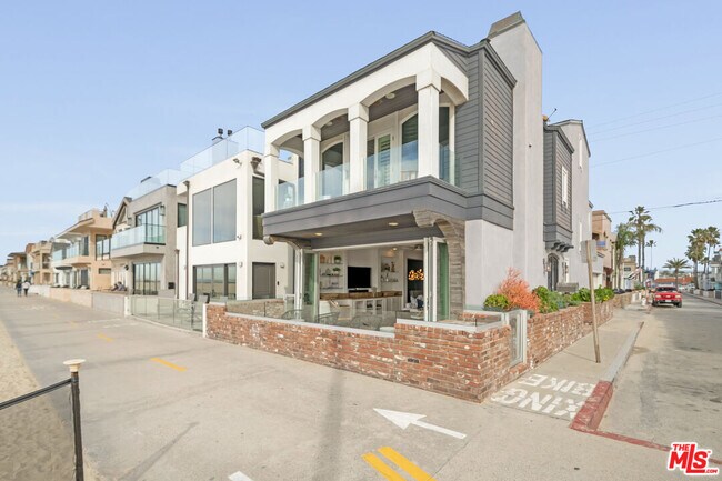 Photo - 2400 W Oceanfront