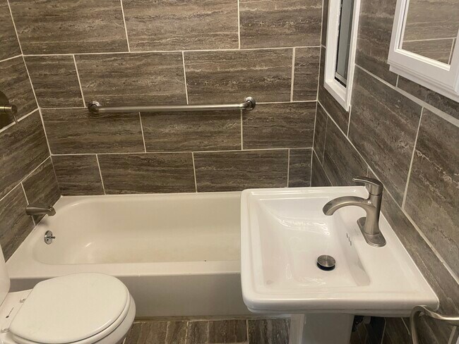 Photo - 716 W 60th St Unit 716 W 60th Street LA