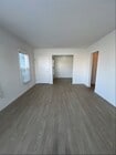 Photo - 5754 Morley St