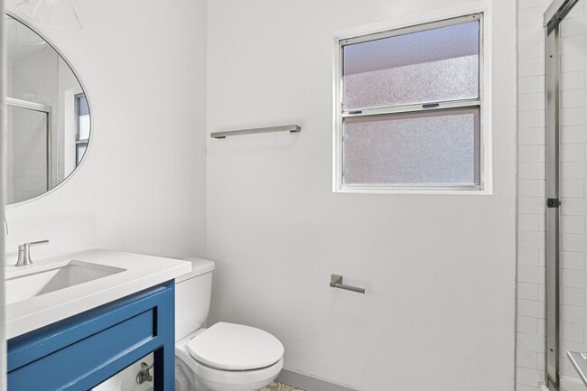 Photo - 936 Cedar Ave Unit 09