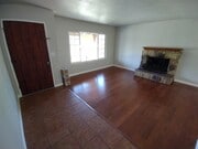 Entrance of House - 909 Galopago St