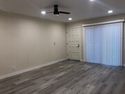 Photo - Remodeled 2 bedroom 1 bathroom with large ... House