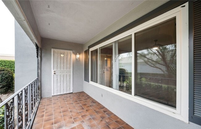 Building Photo - 1631 S Pomona Ave Unit D26