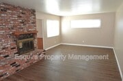 Photo - 737 N G St House