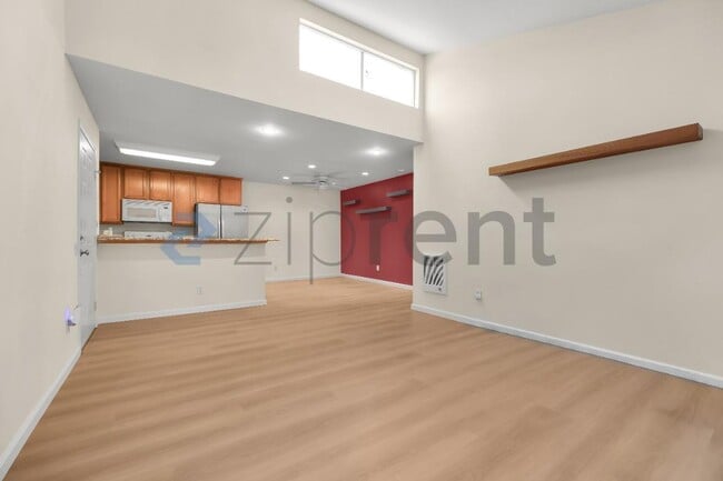 Photo - Unit 226