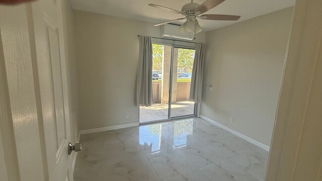 Photo - 22011 Rimhurst Dr Unit 179