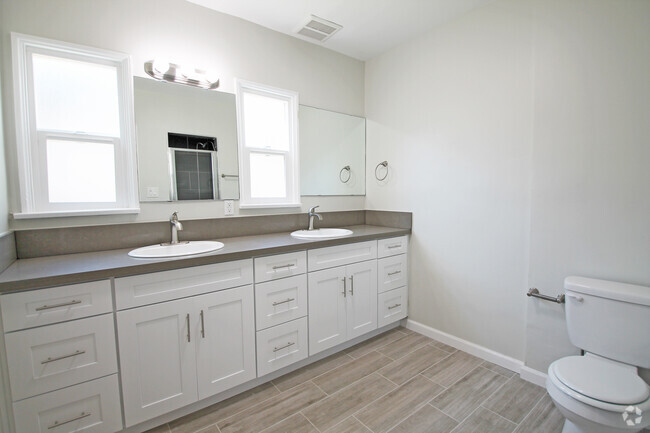 Building Photo - 1575 Manning Ave Unit 1579 Rental