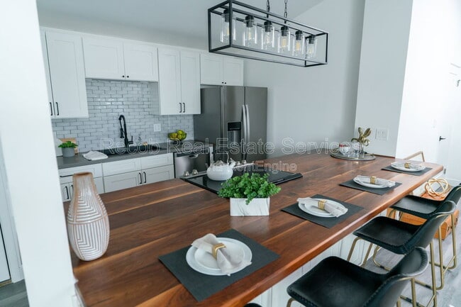 Photo - 3563 Angwin Dr Unit 3557