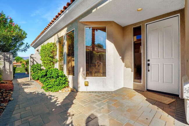 Photo - 496 Desert Holly Dr