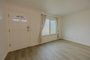 Photo - Beautifully Remodeled 1 BD, 1 Mile to beach Unit 28