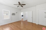 Photo - 1603 1/2 N Harvard Blvd