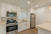 Photo - 462 Davidson St Unit B