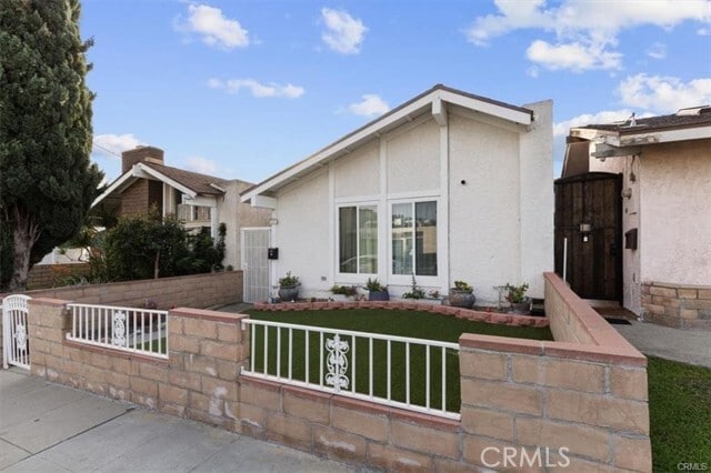 Building Photo - 1353 Termino Ave