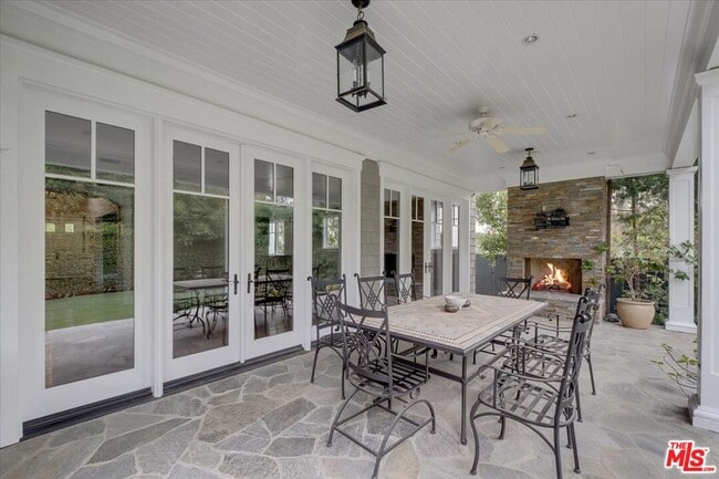 Photo - 117 S Burlingame Ave