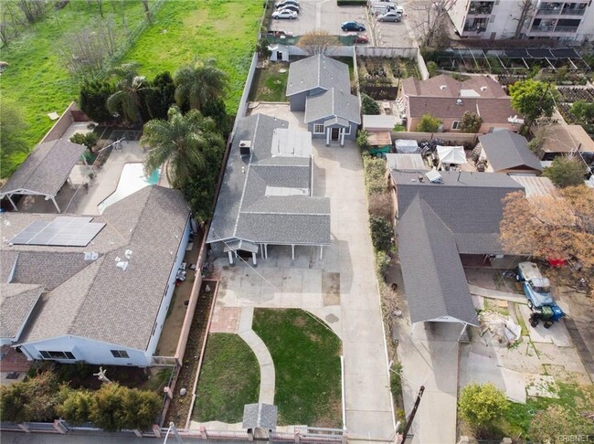 Photo - 10065 Arleta Ave