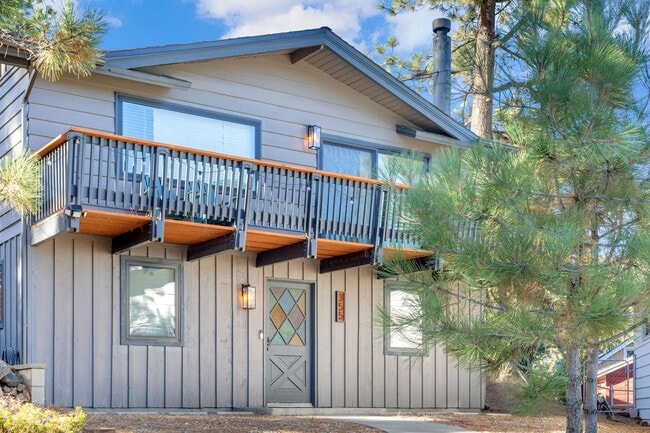 Building Photo - 355 Mullins Dr