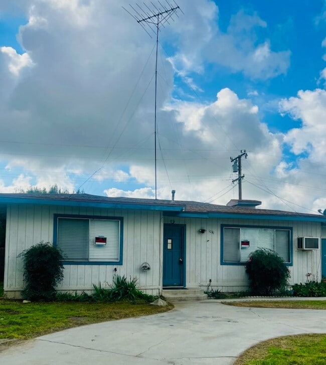 Photo - 3 Bedroom, 2 Bathroom House for Rent - Move-in Special $1,000 off 1st Month's Rent!