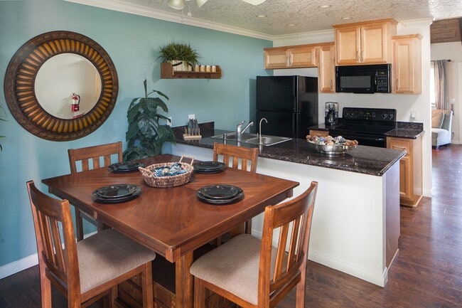 Photo - Sundial Apartments