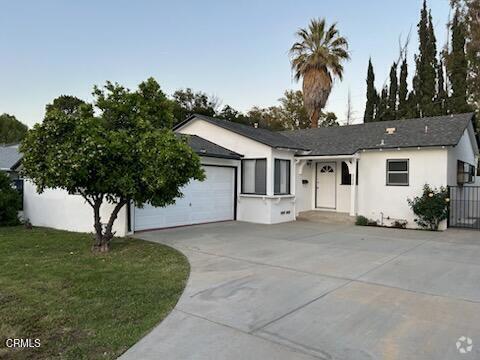 Building Photo - 5350 Garden Grove Ave Rental