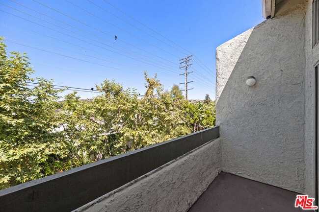 Photo - 4900 Overland Ave Unit 270