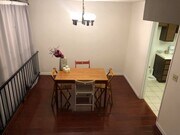 Photo - 927 W College St