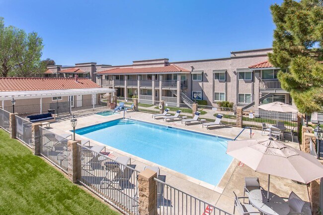 Photo - Hidden Falls Apartments