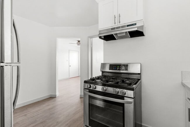 Photo - 727 Olive Ave Unit 01