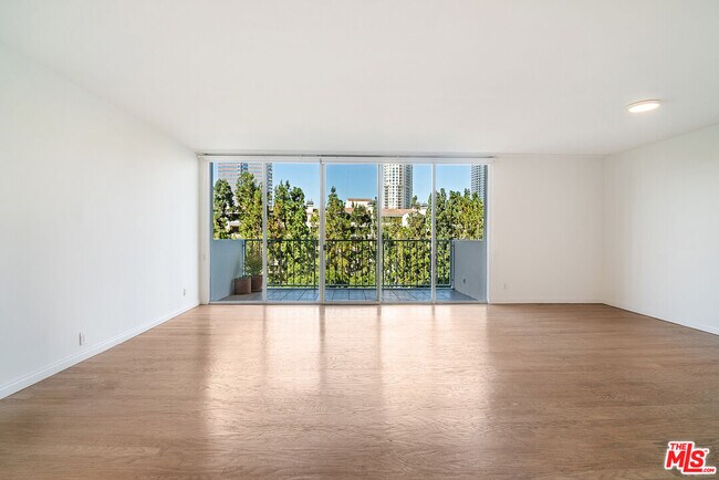 Photo - 2170 Century Pk E Unit 708