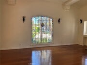 Photo - 144 S La Peer Dr House