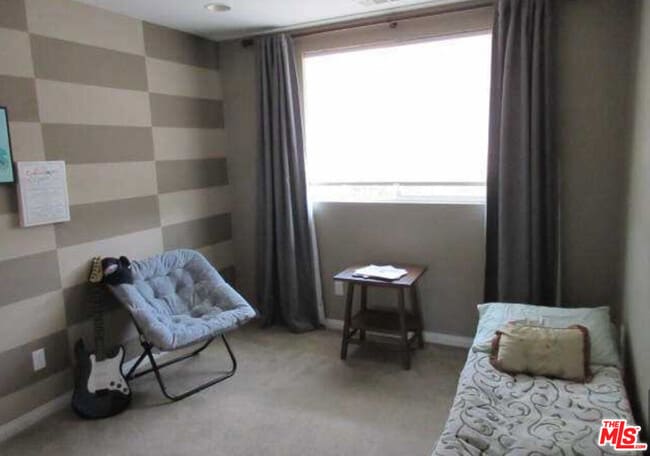 Photo - 9644 Pine Orchard St