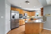 Photo - Spacious detached townhome available in So...