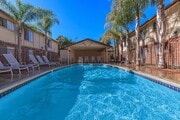 Photo - La Jolla Nobel Apartments