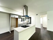 Photo - 4 Bed, 4.5 Bath Located in Hawthorne, CA