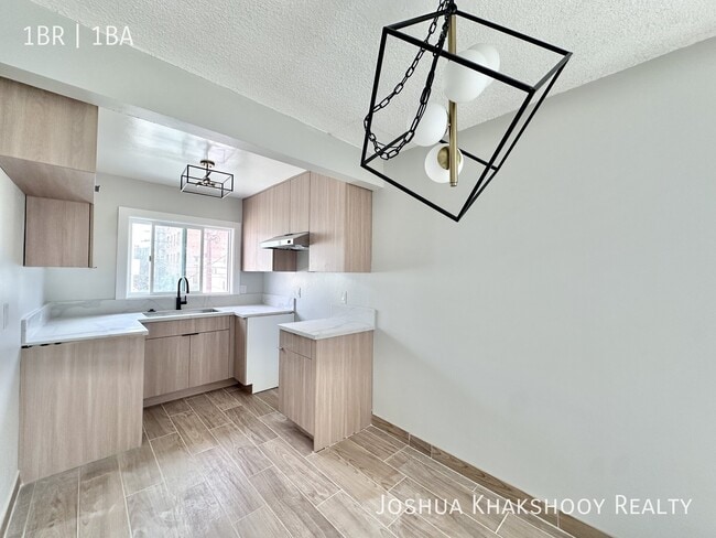 Photo - 450 Normandie Ave Unit 115