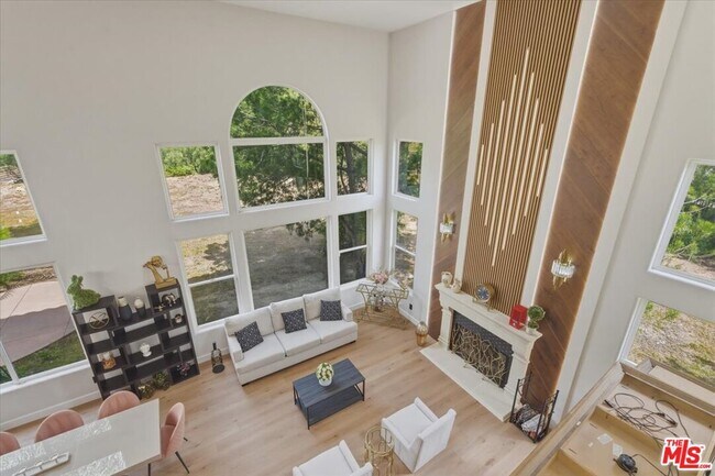 Photo - 3891 Marks Rd